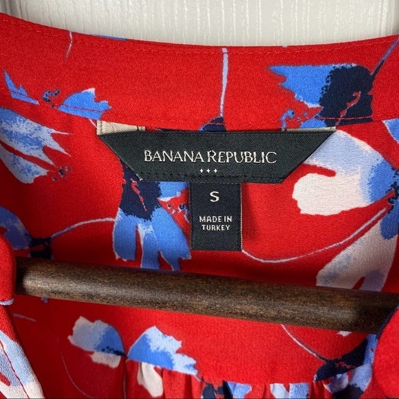 Banana Republic Floral Print Top - Picture 8 of 8